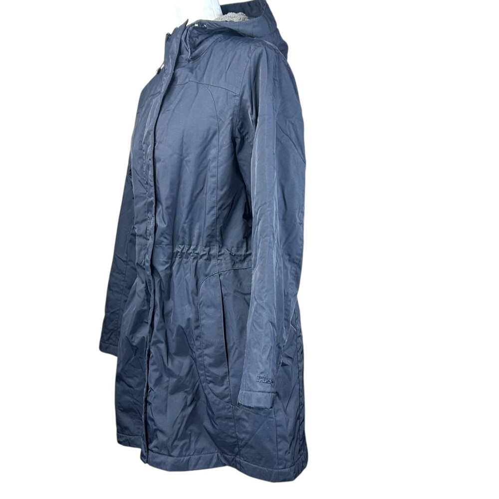 L.L Bean Winter Warmer Coat M Navy Flannel Quilted Hood Water Resistant - Picture 5 of 16